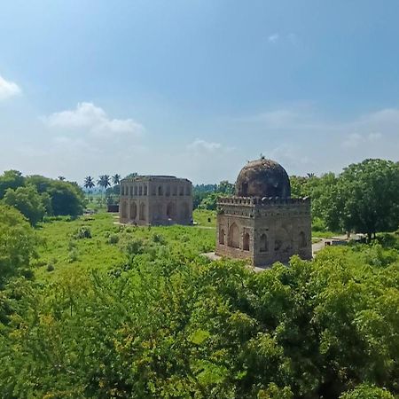 Hampi Anjana Home Stay Exterior photo